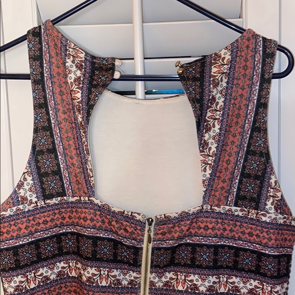 Homecoming or casual dress - Picture 3 of 3